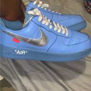 Beat up conditions & Without soul of shoe 
Willing to Lowball DM Me! Lowest $700